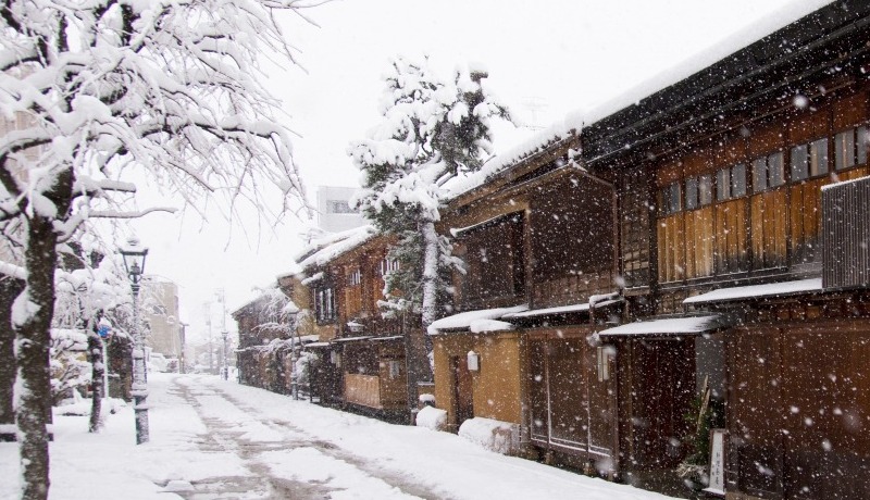東茶屋街(冬)